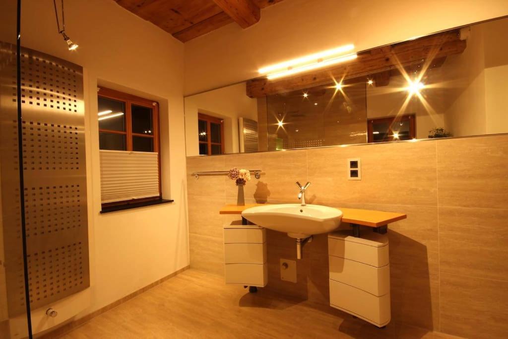 Komfort-Ferienwohnung "Zur Schmiedebruecke" Großschönau Buitenkant foto
